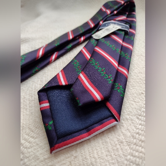 NWT Holiday Tie 'Holly Stripe' Navy 410, Brand New Club Room, Great Gift! - Picture 5 of 7